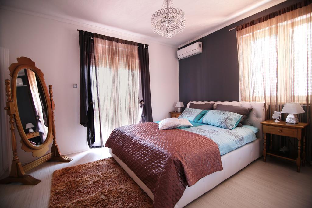 Villa Long Island Luxury Residence, Sali Dugi Otok-Private Parking,Next To Beach ห้อง รูปภาพ