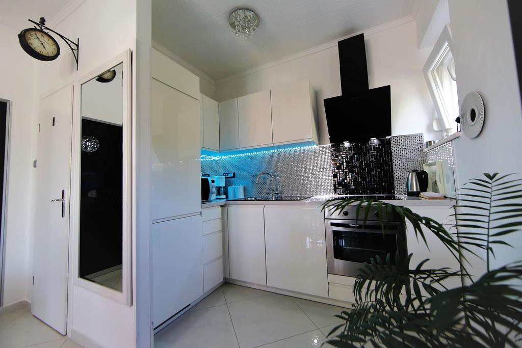 Villa Long Island Luxury Residence, Sali Dugi Otok-Private Parking,Next To Beach ภายนอก รูปภาพ