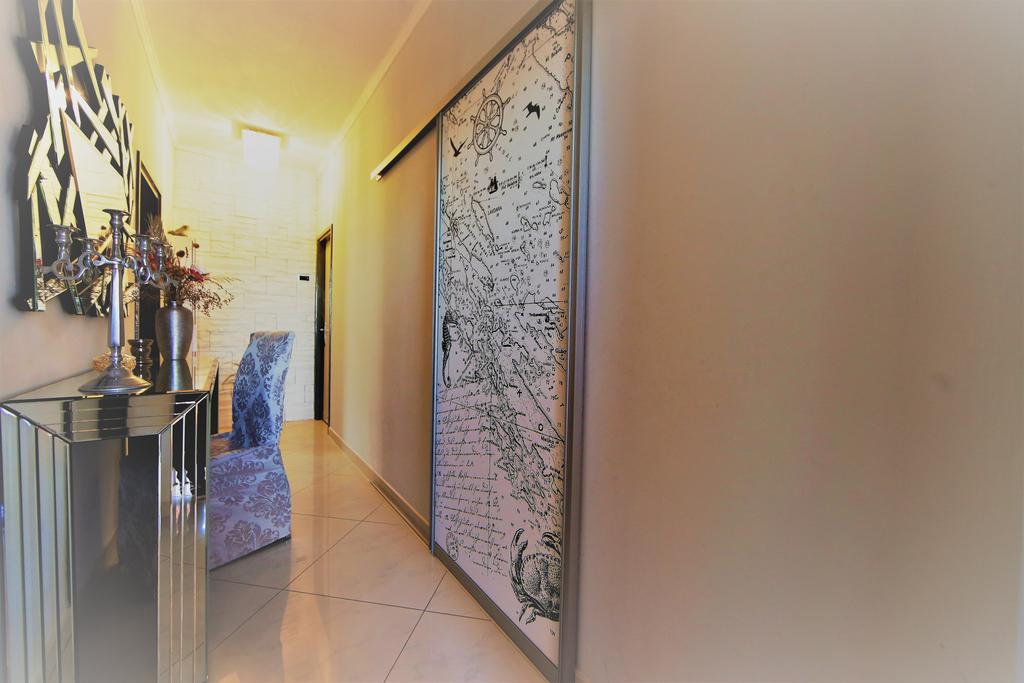 Villa Long Island Luxury Residence, Sali Dugi Otok-Private Parking,Next To Beach ภายนอก รูปภาพ