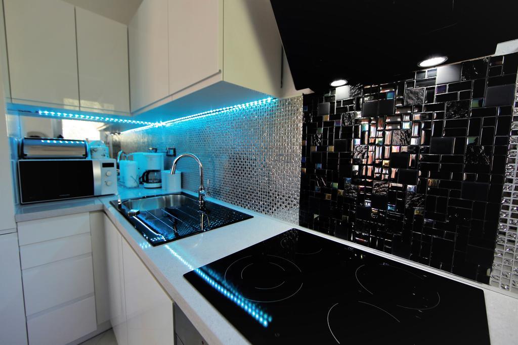 Villa Long Island Luxury Residence, Sali Dugi Otok-Private Parking,Next To Beach ภายนอก รูปภาพ